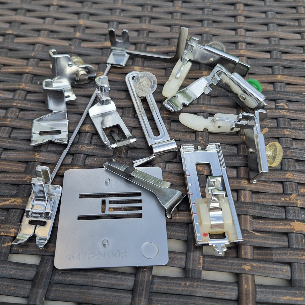Vtg Kenmore Sewing Machine Metal Needle Plate Presser Foot Attachments Lot